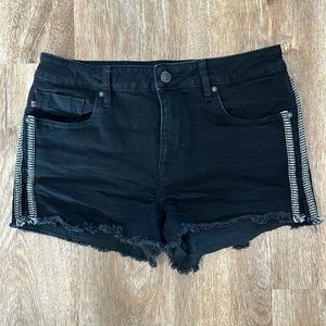 Vigors Mid Rise Marley Short Size 28